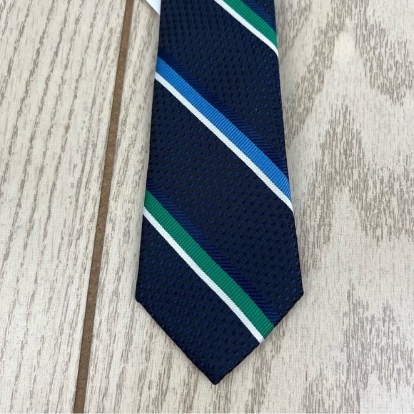 Tommy Hilfiger Boys Zipper Ties Multi Pattern $25 Penguin Stripe Santa - Picture 4 of 7